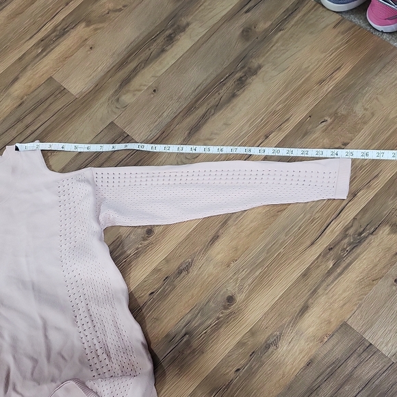 BAR III Perforated Cold Shoulder Viscose Sweater Top Shirt Barbie Ballet Pink - Picture 9 of 9